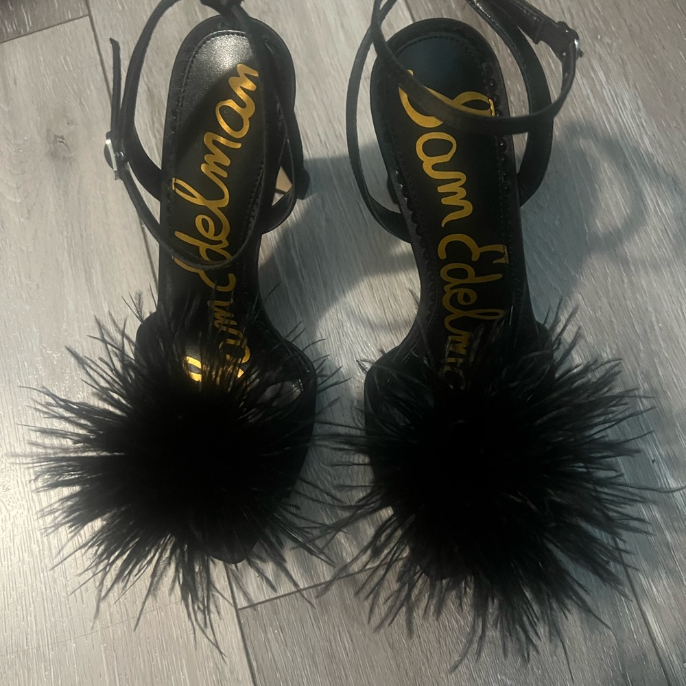 Sam Edelman Black Feathered Heels BRAND NEW!!!